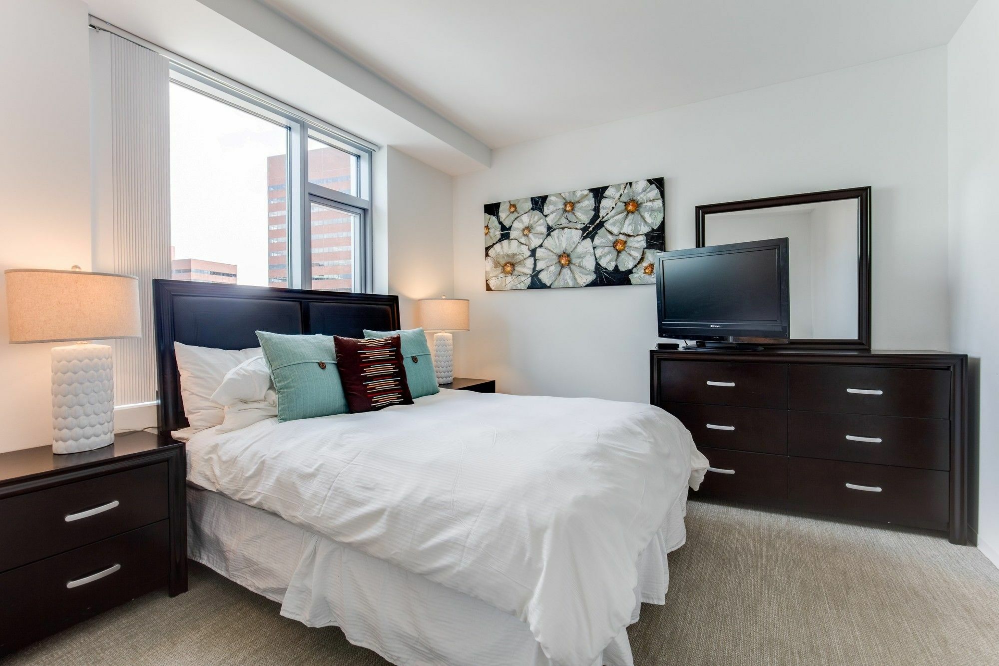 Global Luxury Suites At Kendall East Cambridge Exterior photo